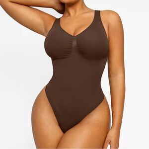 Shapellx | V-Neck Thong Bodysuit